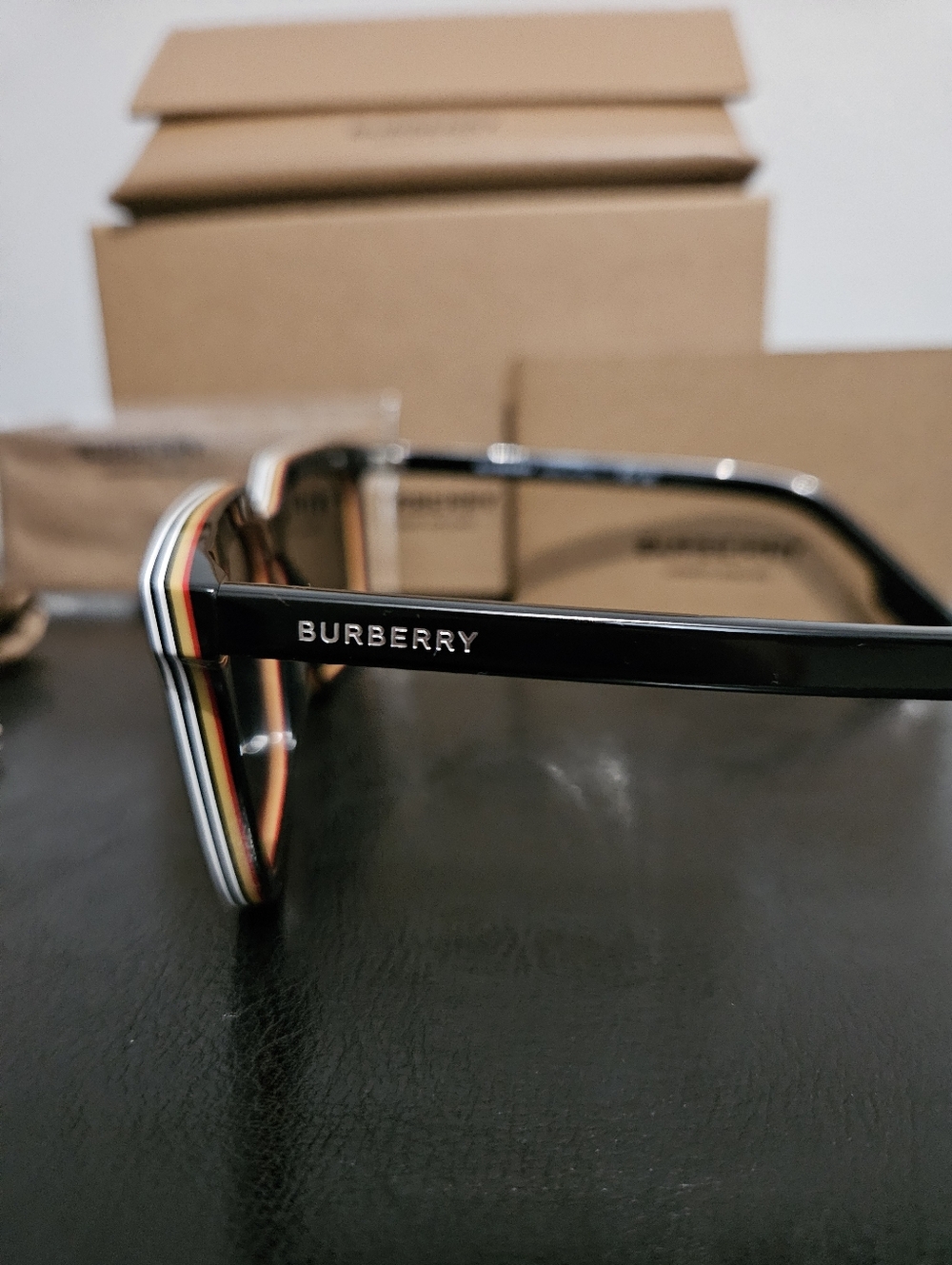 NWT: Burberry Black Sunglasses - Picture 8 of 9